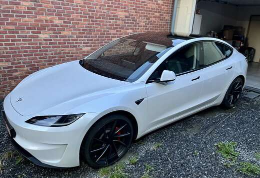 Tesla 75 kWh Performance Dual Motor