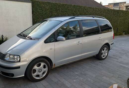 SEAT Alhambra 1.9 TDi Luxe