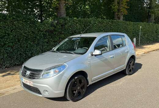 Dacia Sandero 1.4i Benzine/Airco/gekeurd