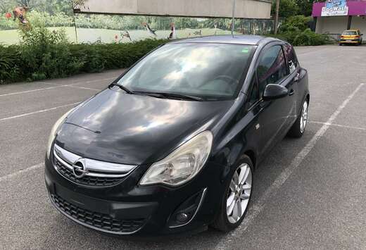 Opel 1.3 CDTi Black Edition DPF