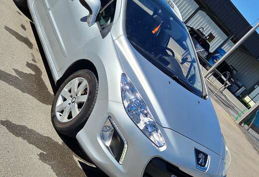 Peugeot 308 SW 1.6 HDi Black