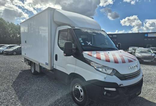 Iveco 35C14D 2.3 Turbo VGT Hi-Matic / Marchand ou Exp ...