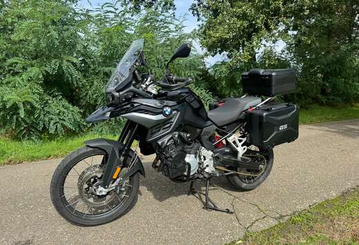 BMW Triple Black Full option + 3 koffers + nieuwe ban ...