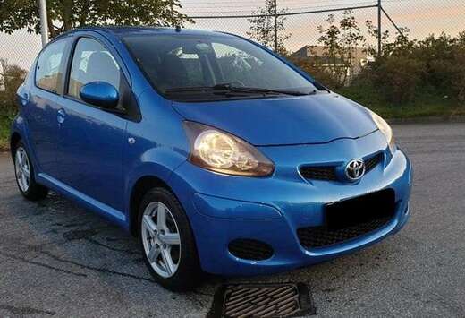 Toyota Aygo 1.0i VVT-i Music