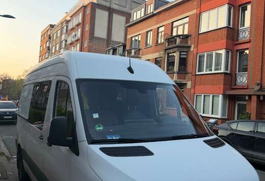 Mercedes-Benz 314 2.1 CDI L2H2 RWD Functional