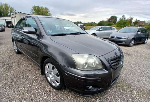 Toyota 1.8i 16v Linea Sol