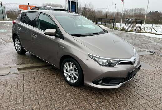 Toyota Auris HEV 1.8i HSD Comfort E-CVT Garantie