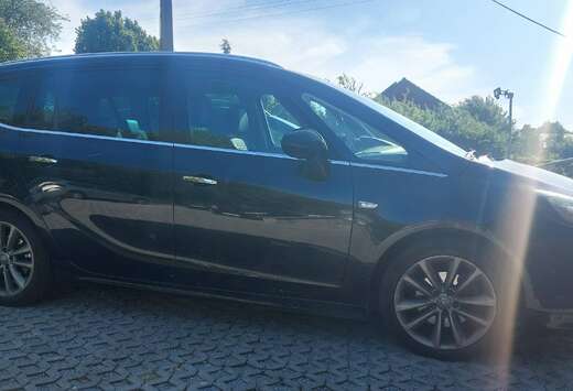 Opel Zafira 2.0 CDTi Cosmo