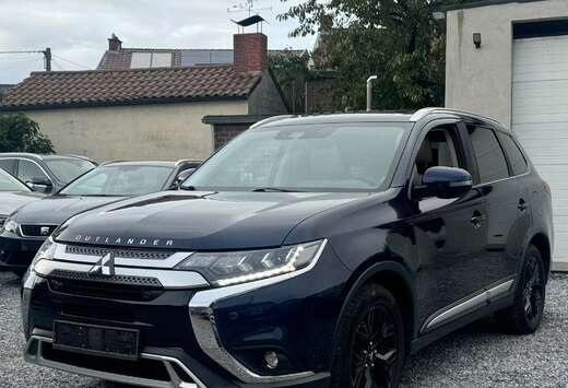 Mitsubishi Outlander 2.0i 4WD Instyle 7S CVT