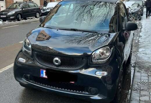 Smart Fortwo coupé 1.0i Pure DCT