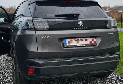 Peugeot 3008 Plug-In Hybrid4 300 e-EAT8 Allure Pack