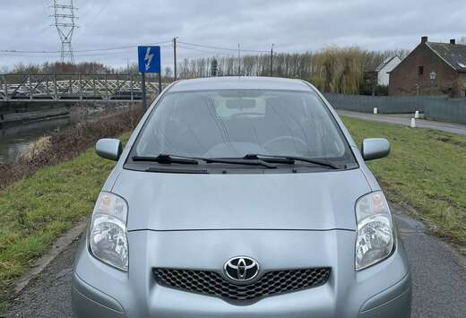 Toyota 1.0i VVT-i London