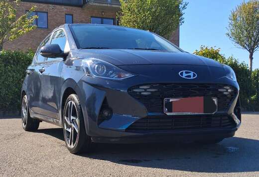 Hyundai i10 1.0i Sky