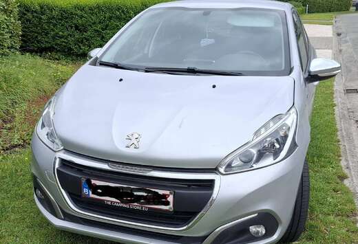 Peugeot 208 1.2i PureTech Style