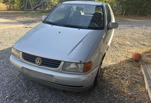 Volkswagen 1.0i