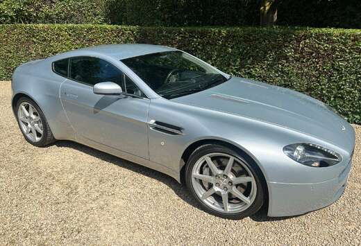 Aston Martin c12