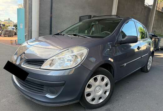 Renault Clio 1.2i 16v Authentique