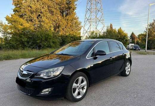 Opel 1.6i SZR 8v Edition 2000