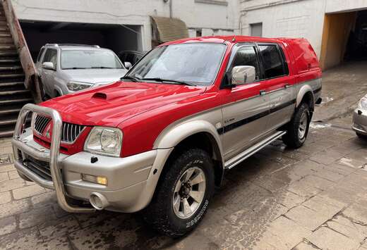 Mitsubishi Pick Up 4x4 Intense + Autm.