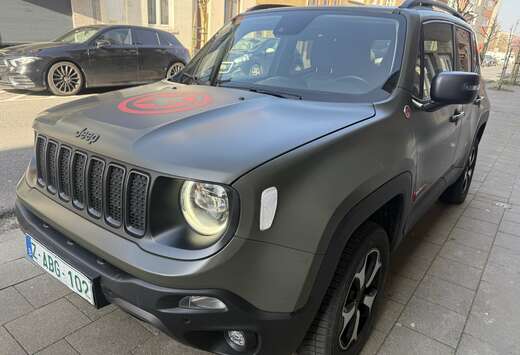 Jeep 1.3 AWD Trailhawk  GARANTIE ETAT NEUF  FULL