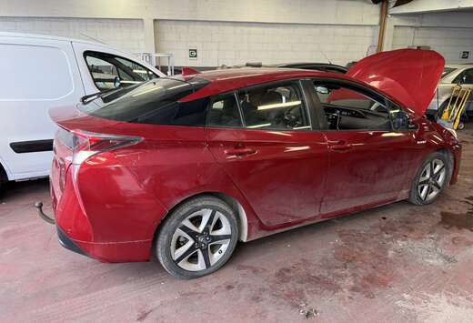 Toyota PHEV 1.8i VVT-i Solar CVT