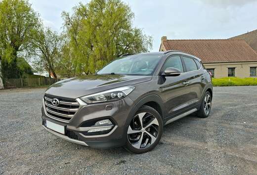 Hyundai 1.7 CRDi Executive full option DCT / PANO / l ...