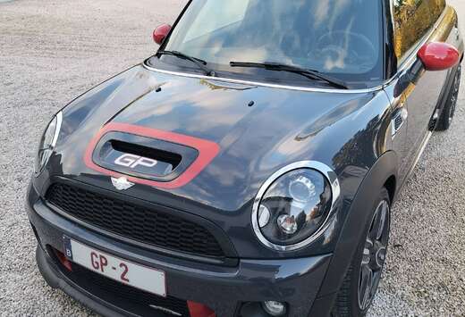 MINI GP 2    218pk