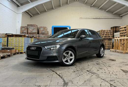Audi 30 TFSI Sportback TOPSTAAT CC / NAVI / DAB /