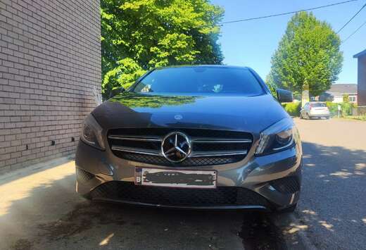 Mercedes-Benz Classe BlueEFFICIENCY Sensation 7-G DCT