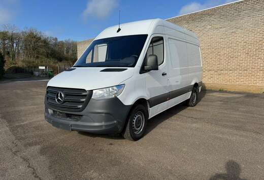 Mercedes-Benz 2.0 CDI L2H2 RWD Functional (EU6d)