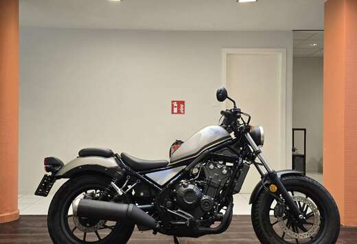 Honda Rebel