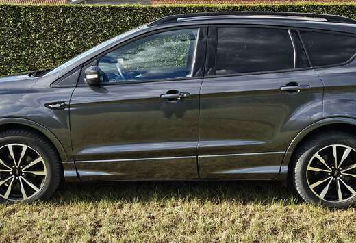 Ford Kuga 1.5 EcoBoost ST-LINE