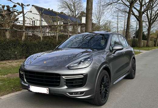 Porsche 3.6 Bi-Turbo V6 GTS Tiptronic S