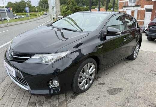 Toyota Auris HEV 1.8i HSD Comfort CVT