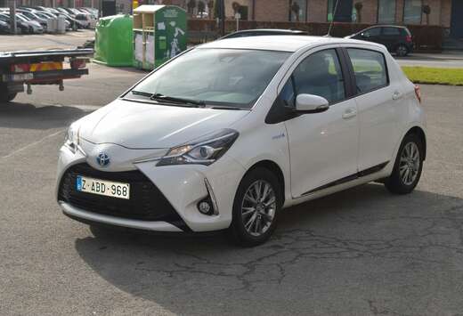 Toyota 1,5 HYBRIDE als nieuw weinig kms