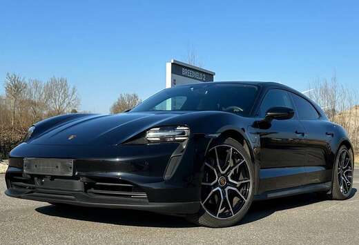 Porsche Sport Turismo 93.4 kWh