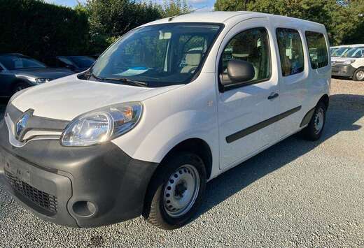 Renault x 11 àpd/vanaf 5.750 euros + TVA/BTW