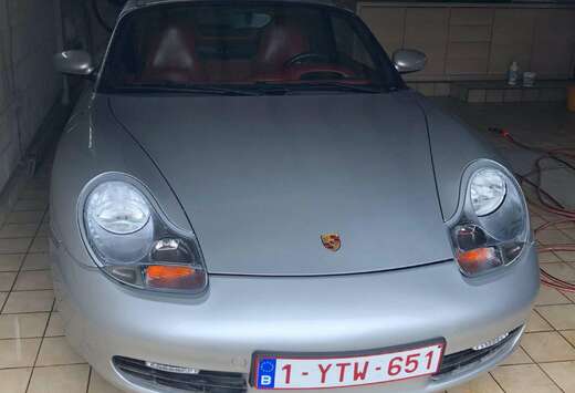 Porsche 2.5i