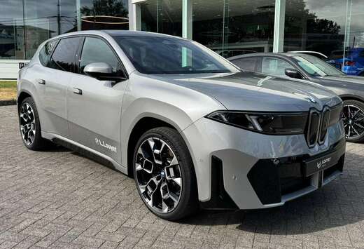 BMW TOWHOOK * SUNROOF * MASSAGE SEATS