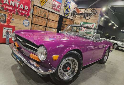 Triumph 2.5 TRES ATYPIQUE - UN VRAI EYE CATCHER