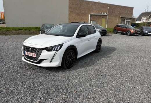 Peugeot e-208 50 kWh GT