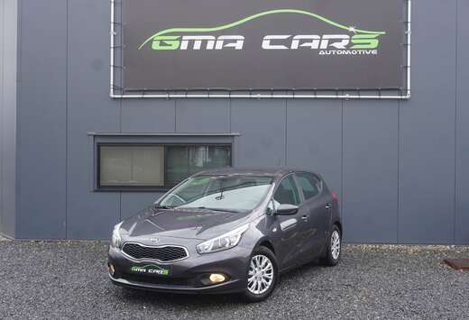 Kia Cee\'d 1.4i Lounge
