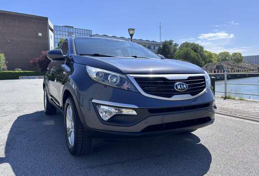 Kia 1.6i 2WD Easy  Rijdt perfect  Hagelschade