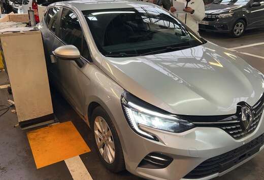 Renault 1.6i E-TECH Hybrid Intens