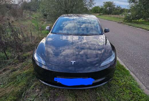 Tesla Model 3 64 kWh RWD Standart Range Premium Premi ...