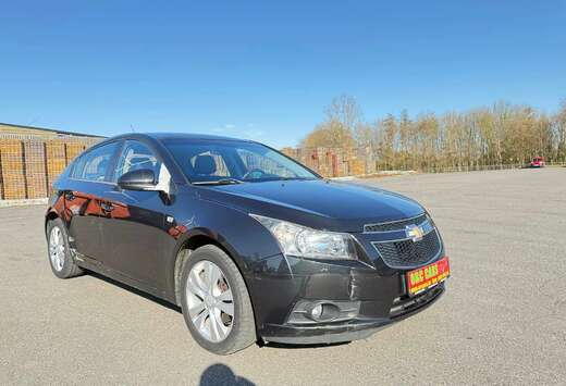 Chevrolet Cruze Station Wagon 1.7TD LT+
