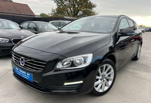 Volvo 2.0 T3 152PK NAVIGATIE ZWART LEDER SPORTZETELS  ...