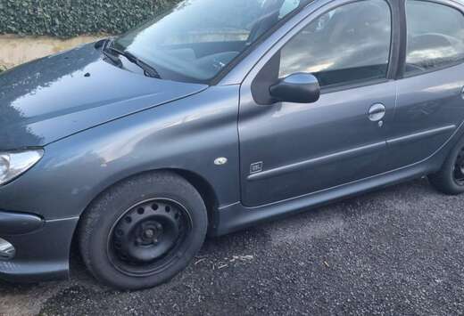 Peugeot AFFAIRE 1.4 HDI PACK CD