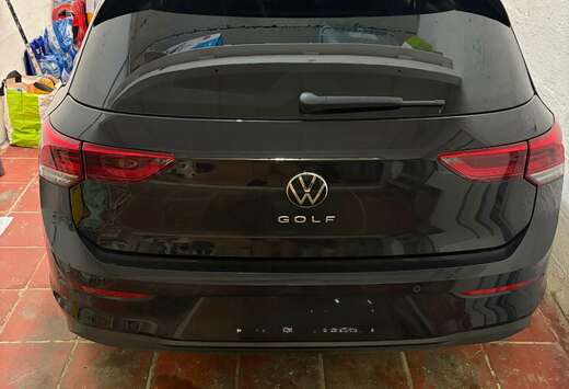 Volkswagen Golf 1.0 TSI Life Business OPF