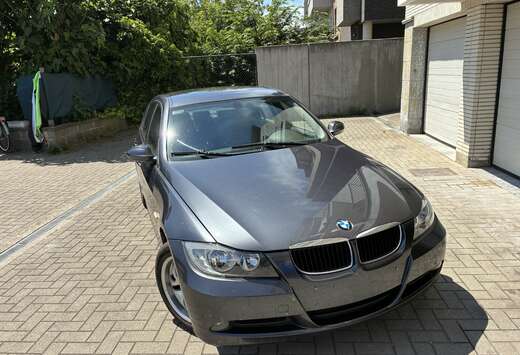 BMW 318i